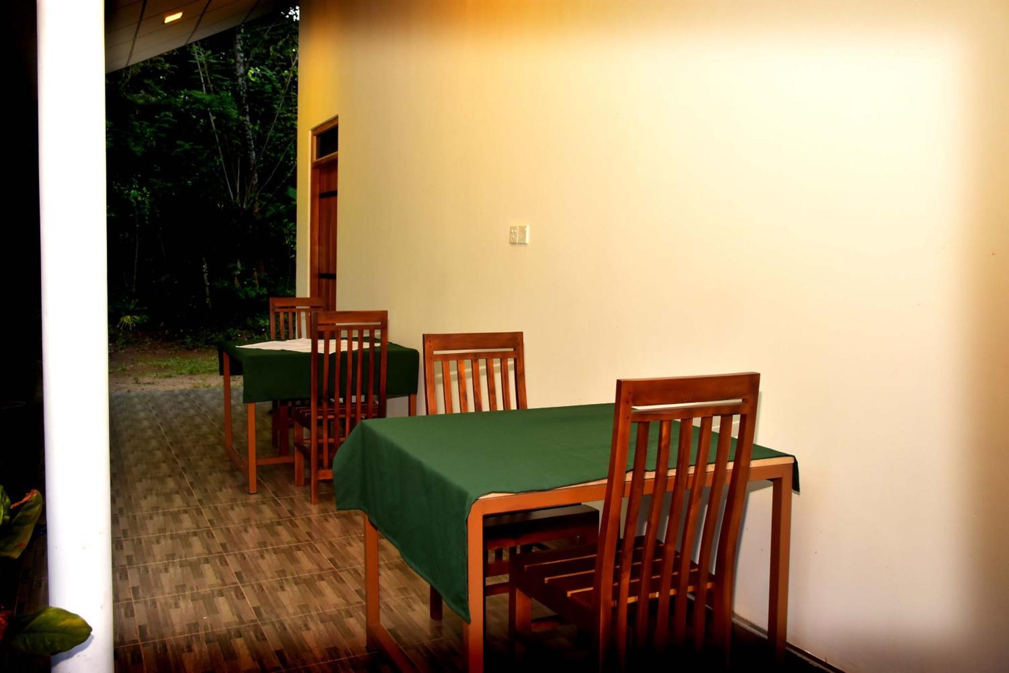 Lake Forest Lodge Udawalawe Kültér fotó