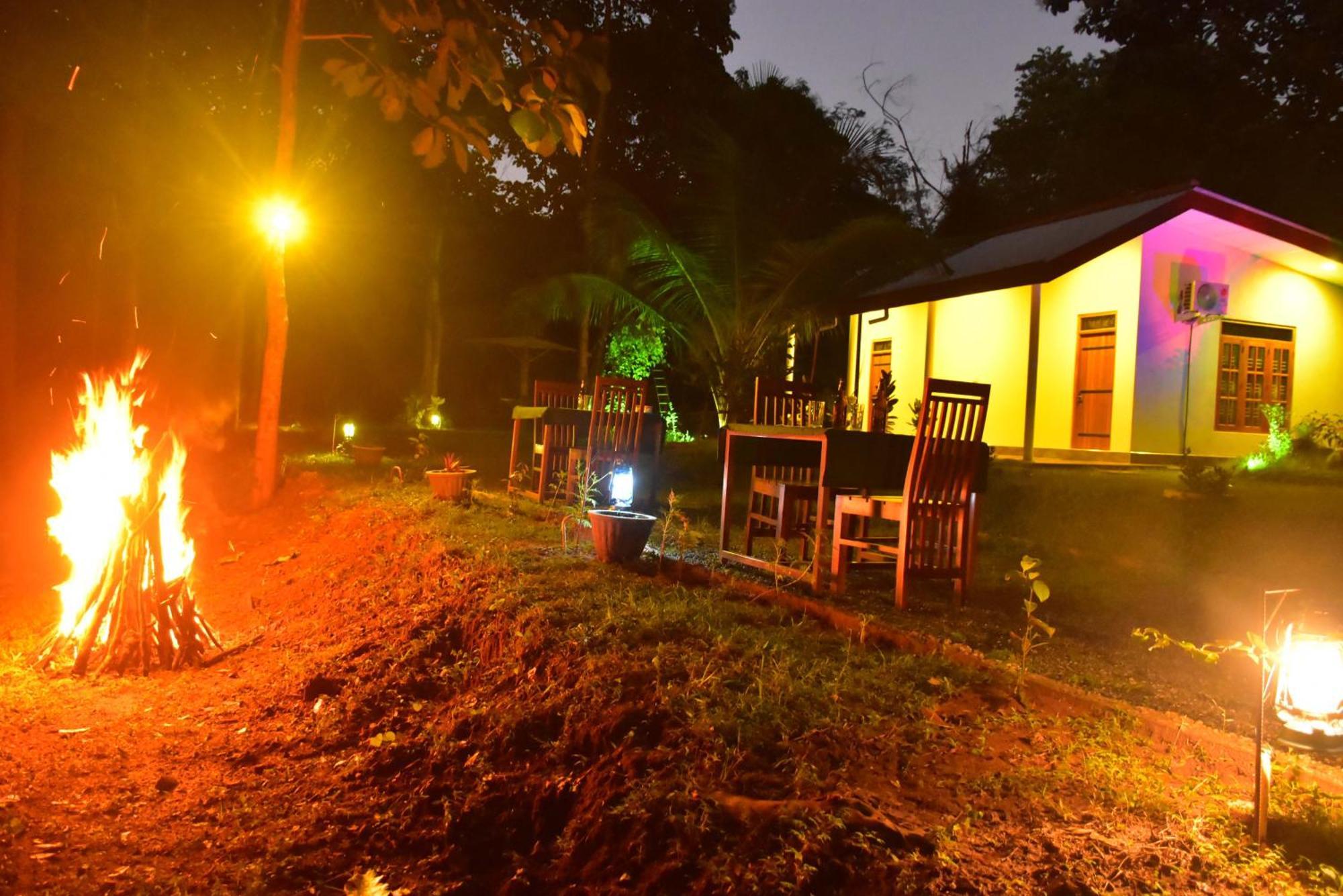 Lake Forest Lodge Udawalawe Kültér fotó