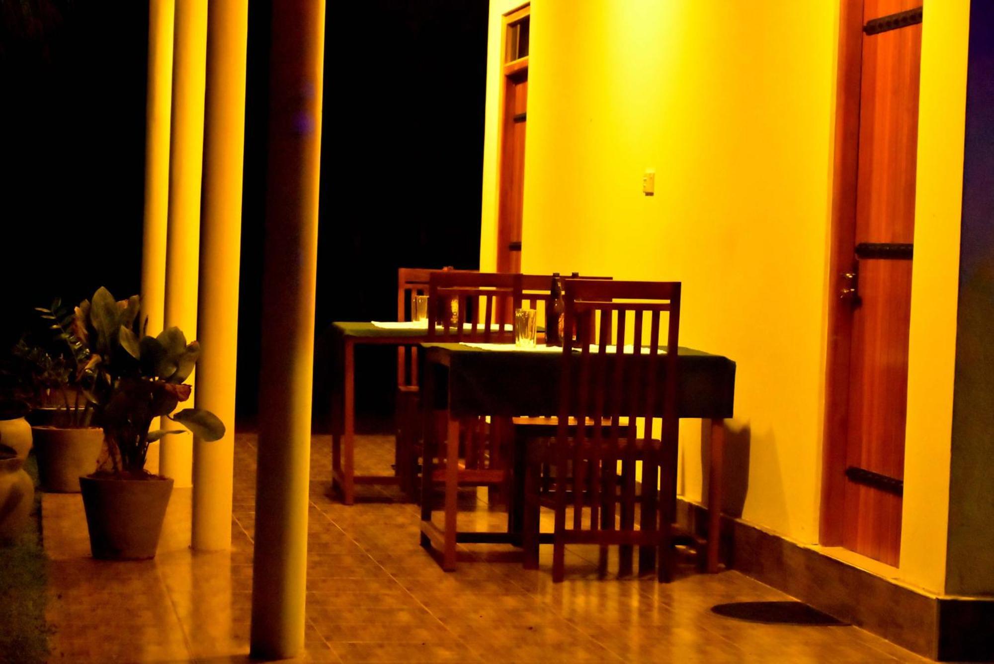 Lake Forest Lodge Udawalawe Kültér fotó